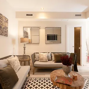 Apartment Chic