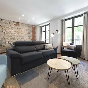 Apartment Bravissimo Rambla Eiffel Bridge 1